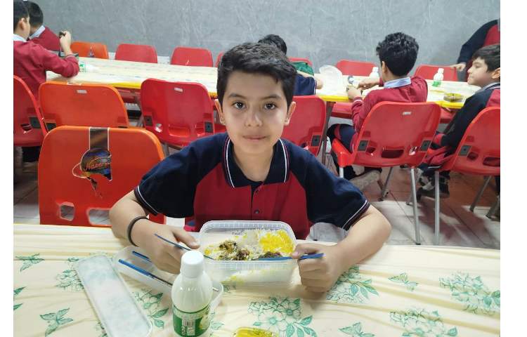 توزیع ناهار 19