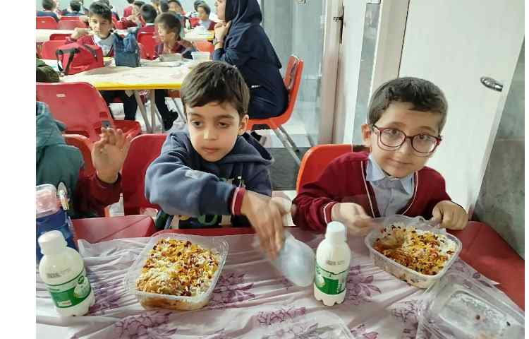 توزیع ناهار 2