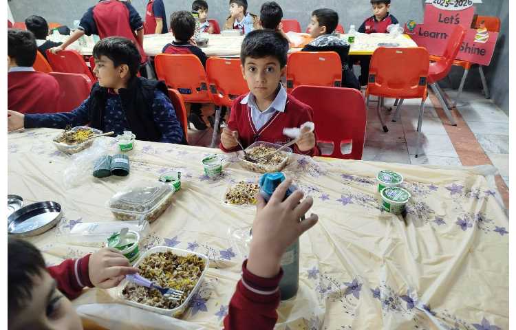 توزیع ناهار 20