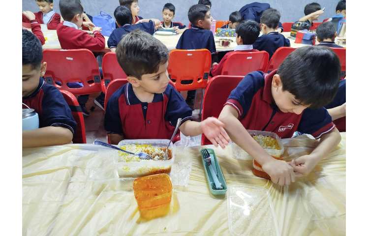 توزیع ناهار 25