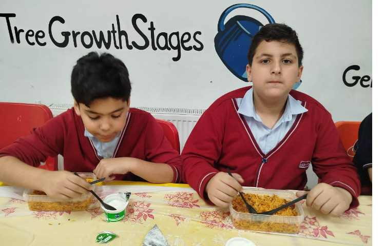 توزیع ناهار 3