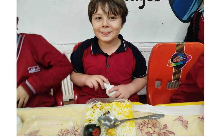 توزیع ناهار 3