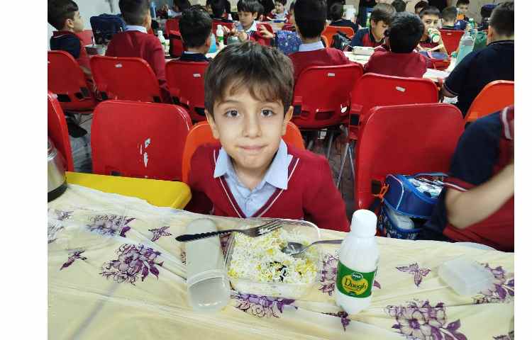 توزیع ناهار 5