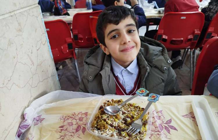 توزیع ناهار 5