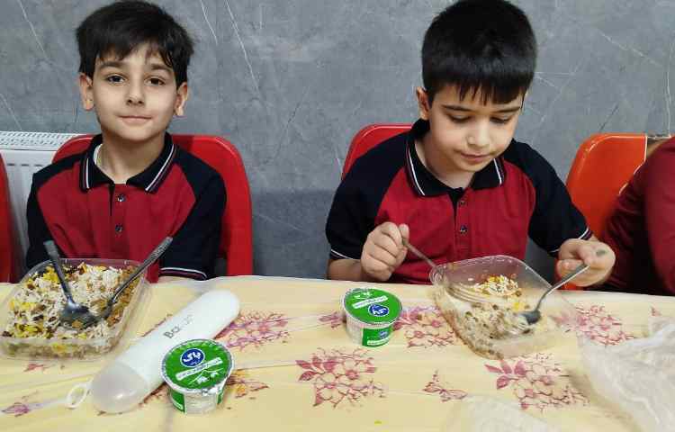 توزیع ناهار 6