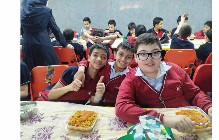 توزیع ناهار 7