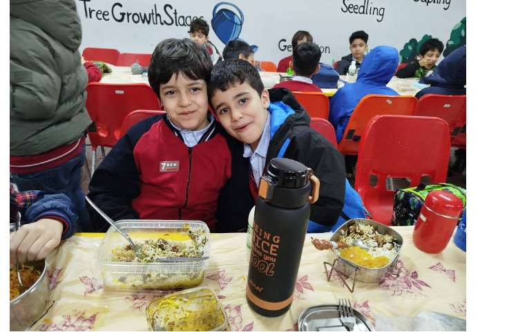 توزیع ناهار 7