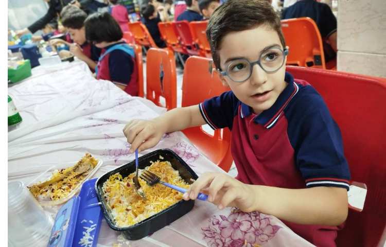توزیع ناهار 7