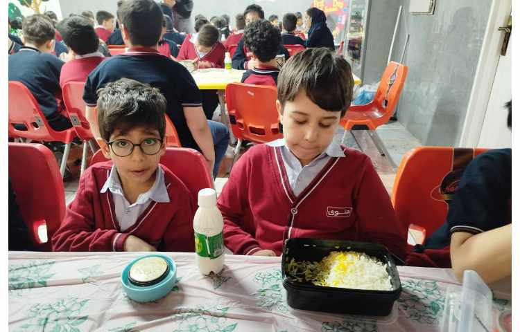 توزیع ناهار 9