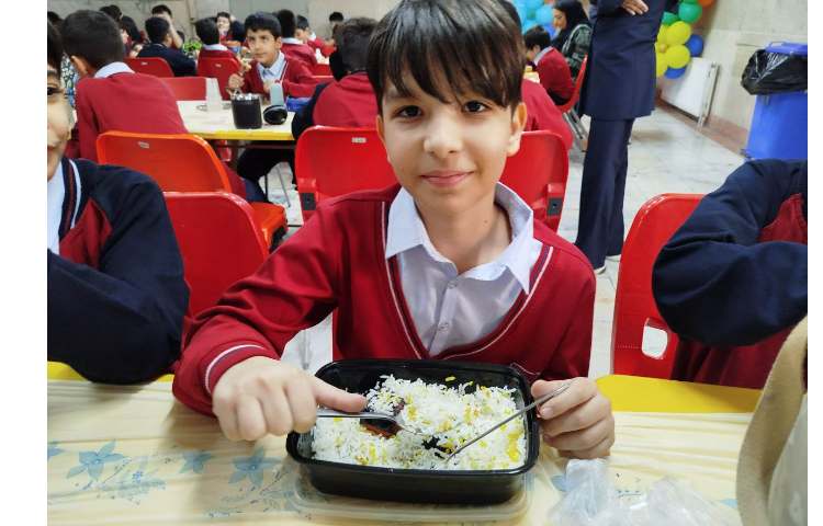 توزیع ناهار 9