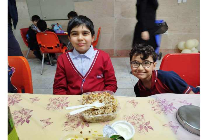 توزیع ناهار 9