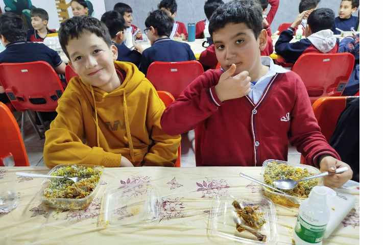 توزیع ناهار 9