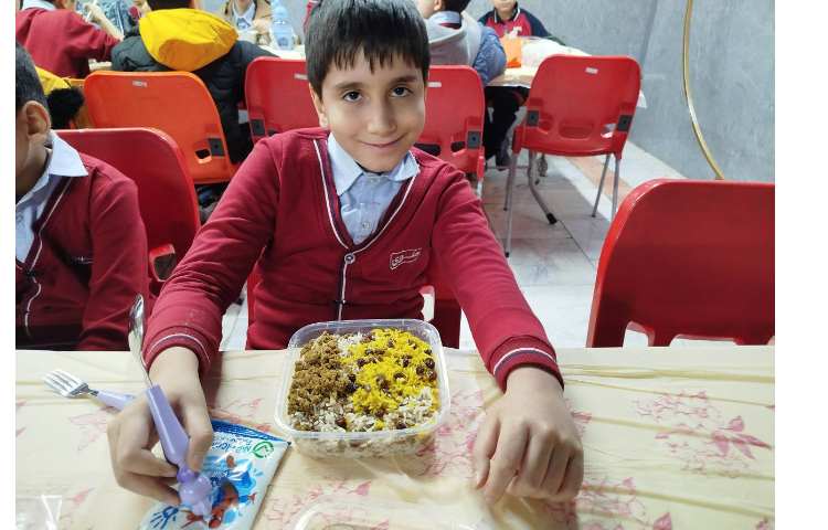 توزیع ناهار 9