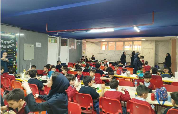 توزیع ناهار