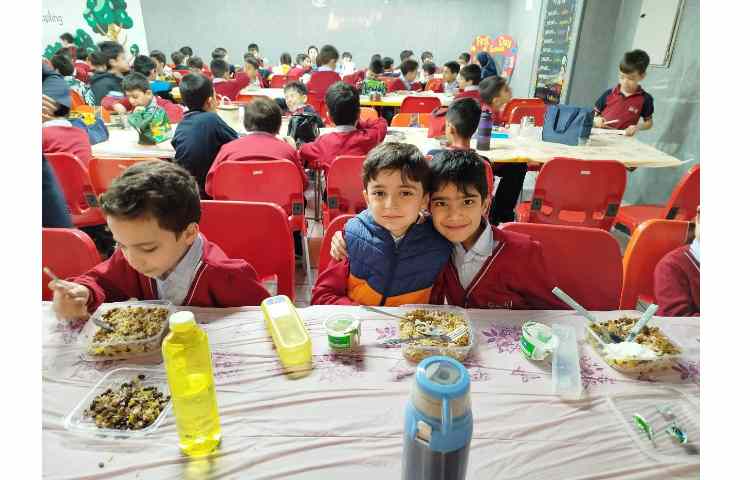 توزیع ناهار