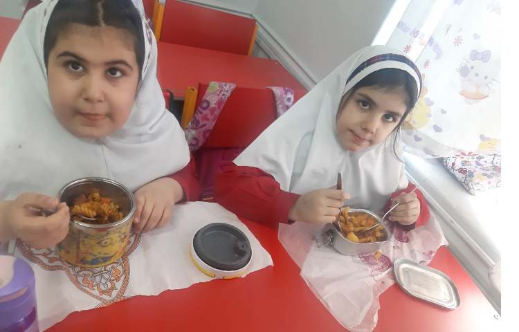 توزیع وعده غذایی ، ناهار 4