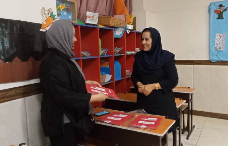 توزیع کارنامه پایان سال 9