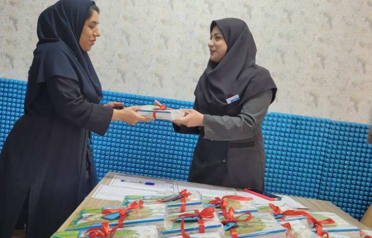 توزیع کتاب‌های درسی دانش‌آموزان برای سال تحصیلی جدید 5