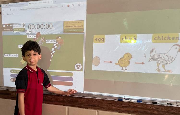 توصیف چرخه‌ی زندگی قورباغه و مرغ-زنگ Science 1