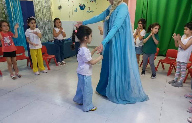 تولد دختران متولد فصل تابستان 11