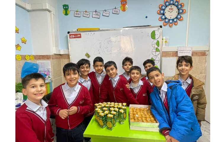 تولد متولدین آذر،کلاس3/2خانم کوچک