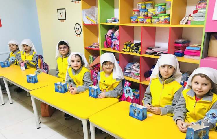 تولد یکی از دانش آموزان پیش دبستانی شکوفه2