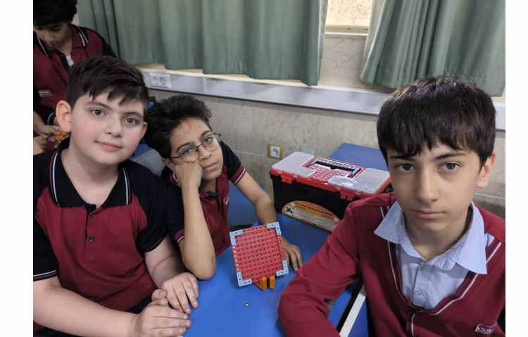 تکمیل قاب عکس و پایه 1