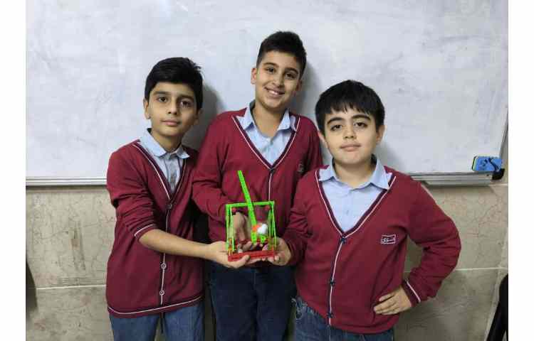 تکمیل منجنیق ها کلاس رباتیک 3