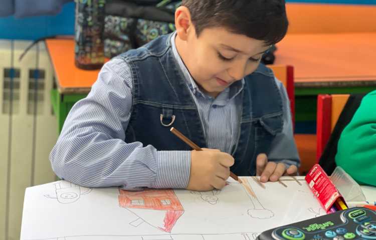 تکمیل کار نمایشگاه 10