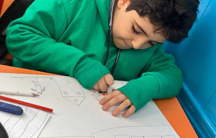 تکمیل کار نمایشگاه 15