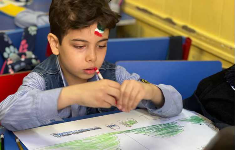 تکمیل کار نمایشگاه 16