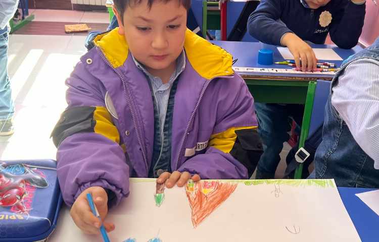 تکمیل کار نمایشگاه 4