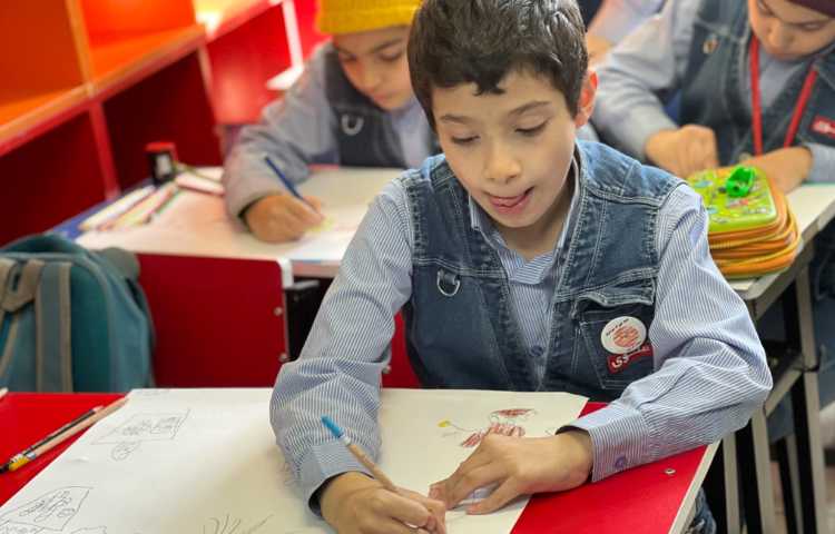 تکمیل کار نمایشگاه 7