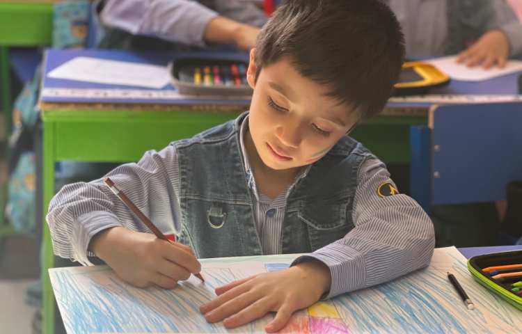 تکمیل کار نمایشگاه