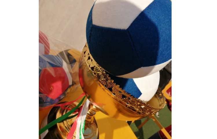 تیم برنده پایه ششم فوتبال درون مدرسه ای 1