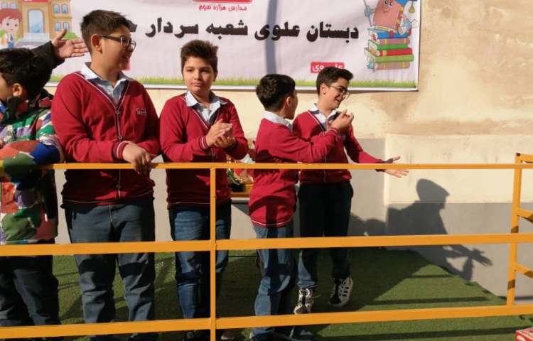 تیم برنده پایه ششم فوتبال درون مدرسه ای 5