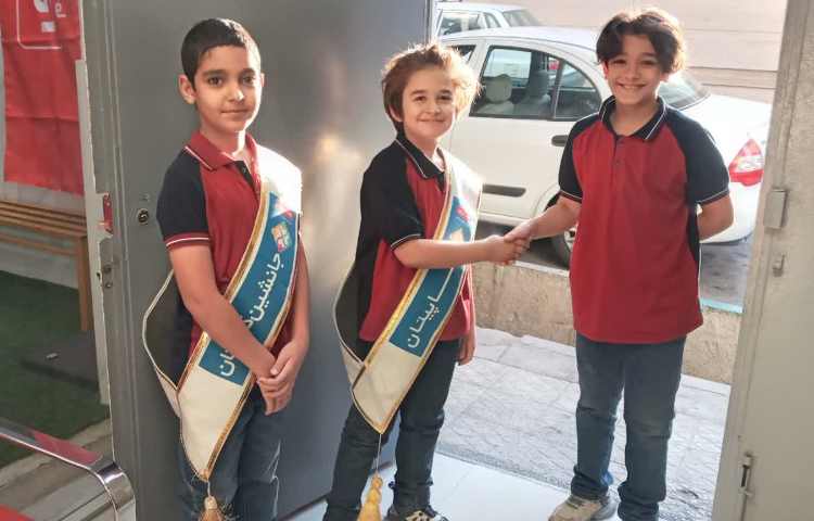 تیم خوشامدگویی طرح چهارخانه گروه آبی 2