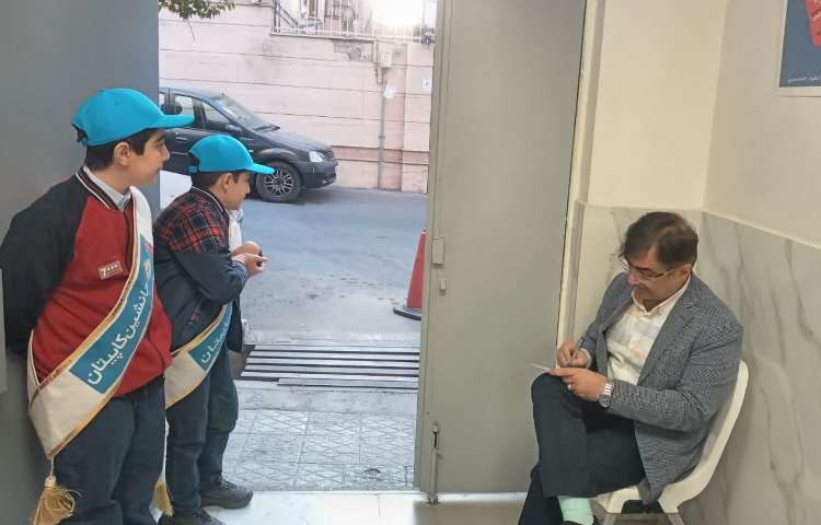 تیم خوشامدگویی طرح چهارخانه گروه آبی 4