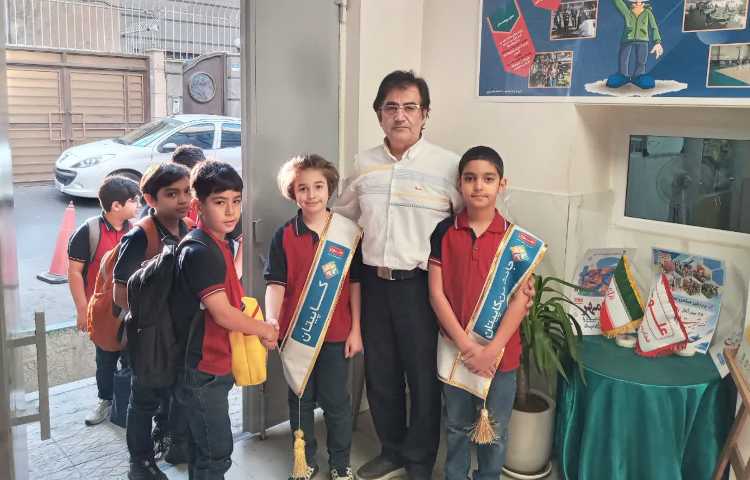 تیم خوشامدگویی طرح چهارخانه گروه آبی