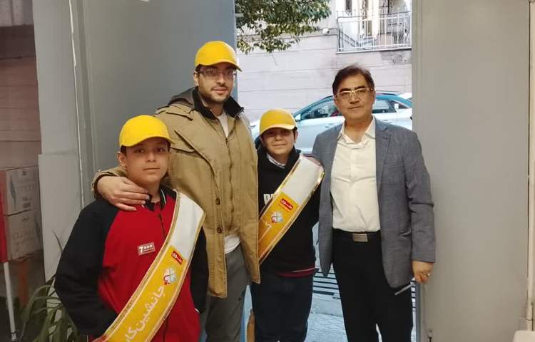 تیم خوشامدگویی طرح چهارخانه گروه زرد 2