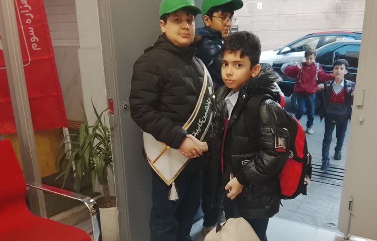 تیم خوشامدگویی طرح چهارخانه گروه سبز 2