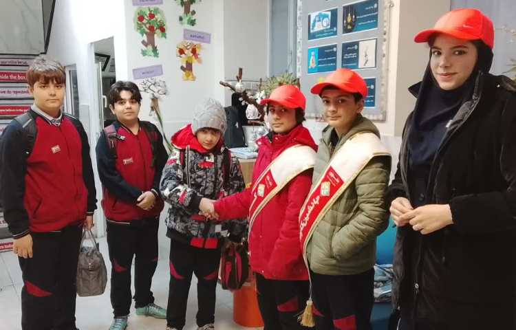 تیم خوشامدگویی طرح چهارخانه گروه قرمز 2