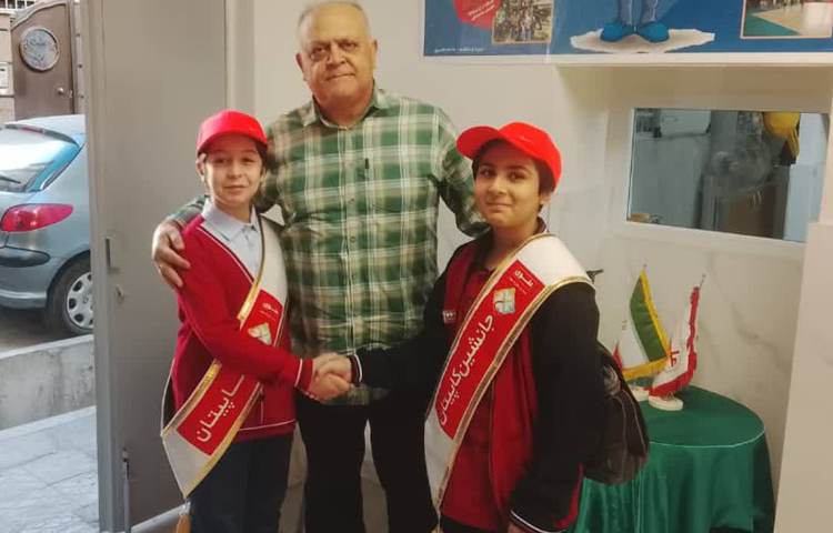 تیم خوشامدگویی طرح چهارخانه گروه قرمز 3