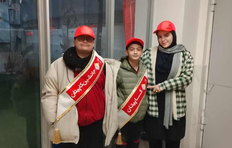 تیم خوشامدگویی طرح چهارخانه گروه قرمز 4