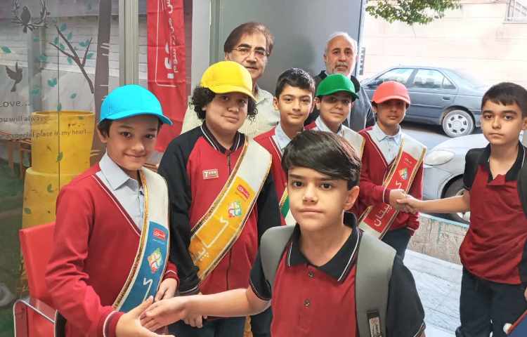 تیم خوشامدگویی طرح چهار خانه 3