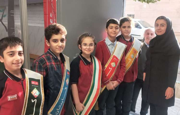 تیم خوشامدگویی همه گروه ها طرح چهارخانه 2