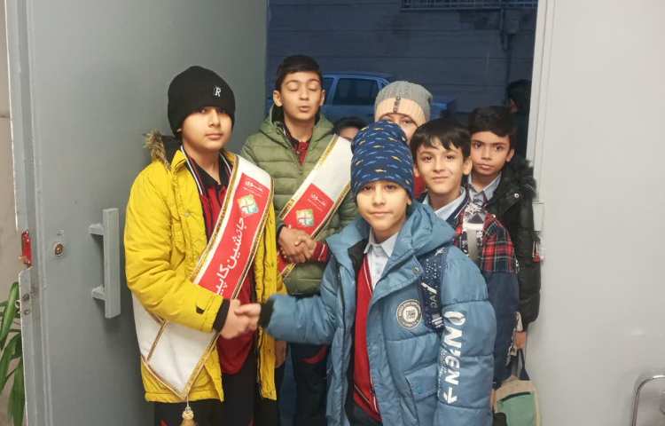 تیم خوش آمدگویی طرح چهارخانه گروه قرمز 2