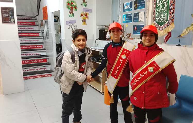 تیم خوش آمدگویی طرح چهارخانه گروه قرمز 3