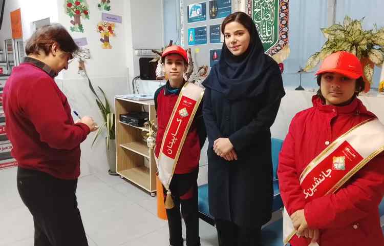 تیم خوش آمدگویی طرح چهارخانه گروه قرمز