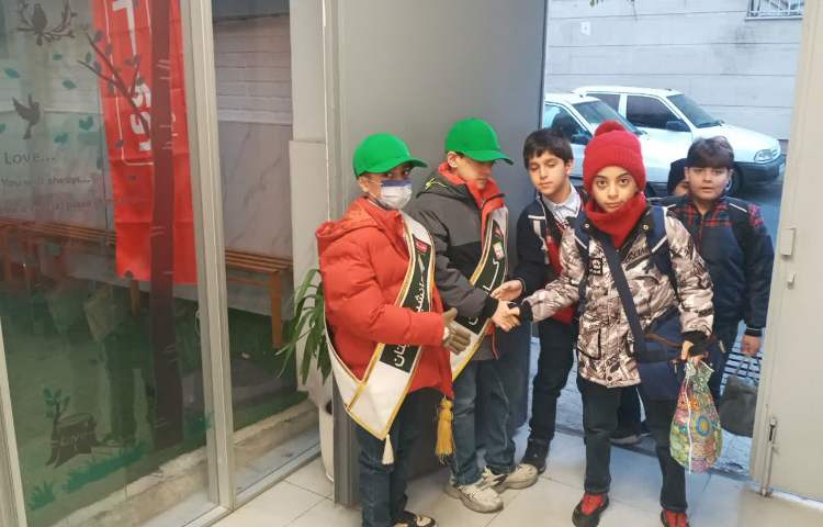 تیم خوش آمد گویی طرح چهارخانه گروه سبز 1